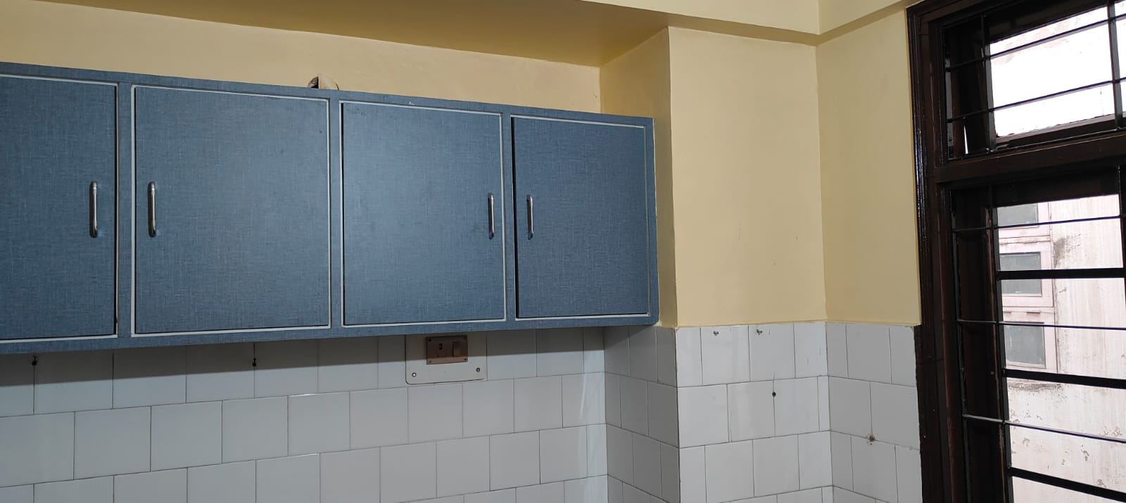 Semi Furnished 3bhk in Ratnagiri Rd, Bamunimaidan, Guwahati, Assam 781021, India for Rent